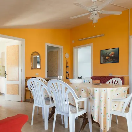 Villino Spiaggiabella Apartment *